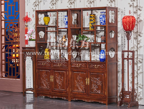 香河刘总为自己办公室订购成套老榆木家具！