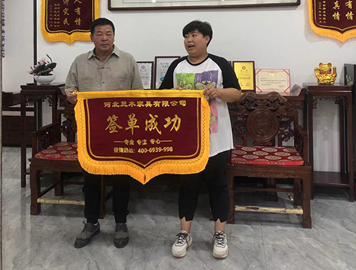 张家口赤城刘大哥选购家具